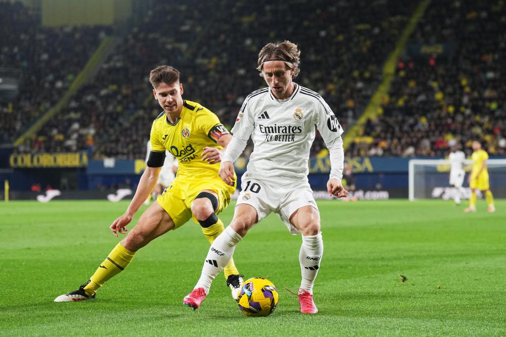 展露头角的 展露头角的